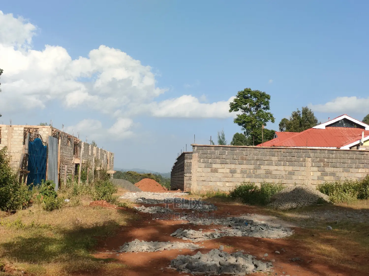 Karatina/Unjiru 1/4 Plot on Sale in Karatina Town
