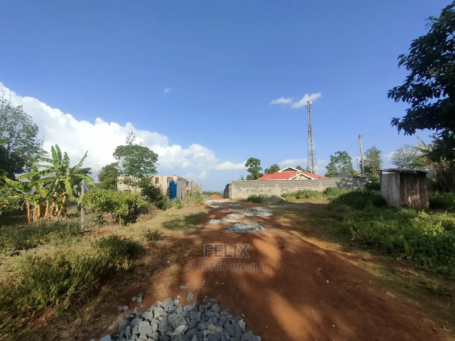 Karatina/Unjiru 1/4 Plot on Sale in Karatina Town