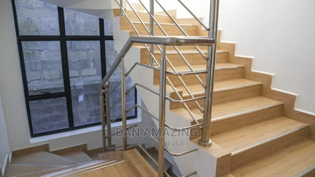 Mansion with 4 Bedrooms in Kamakis - For Sale in Kamakis