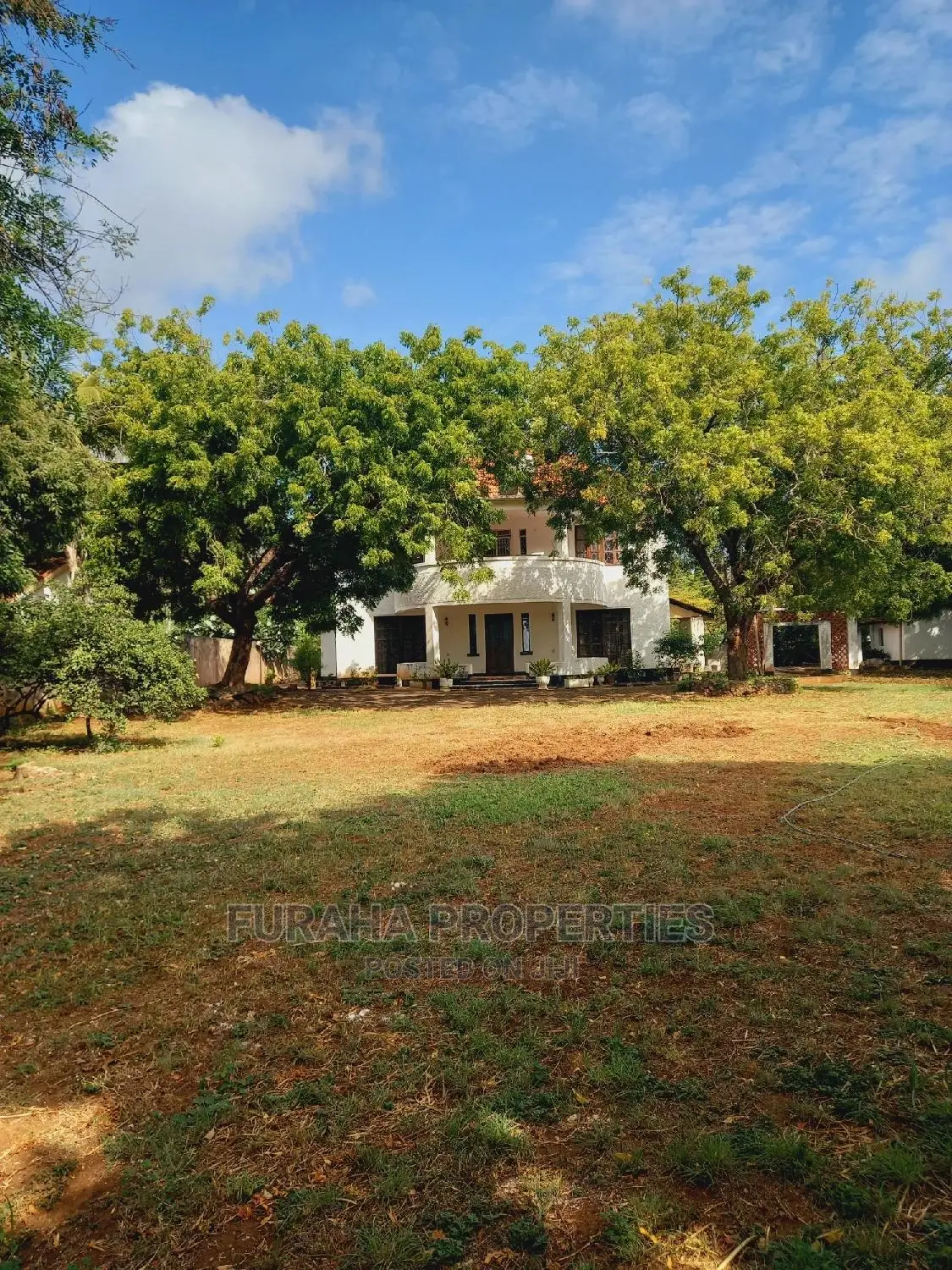 Luxury 5-Bedroom Mansion in Sought-After Nyali in Nyali