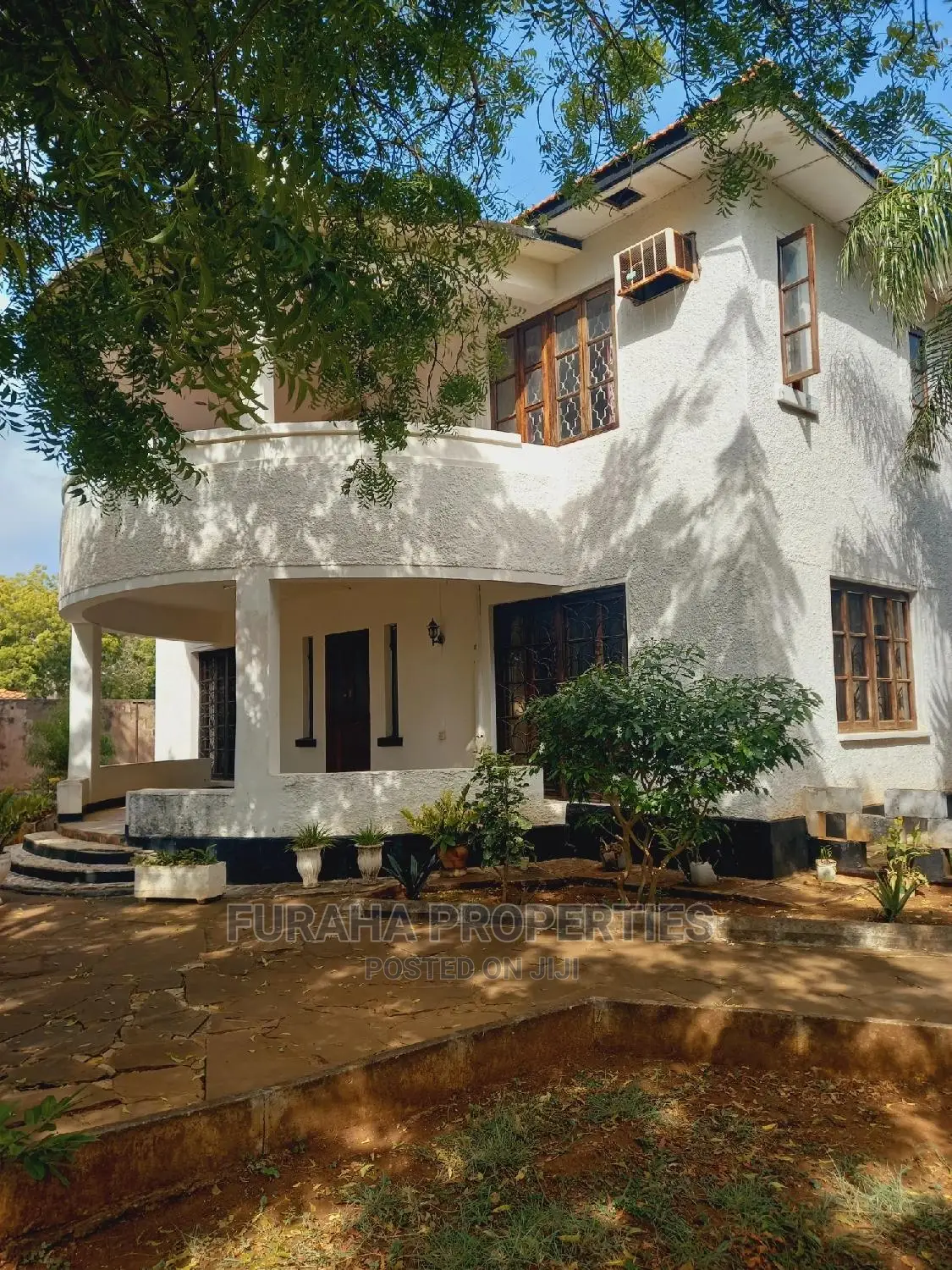 Luxury 5-Bedroom Mansion in Sought-After Nyali in Nyali