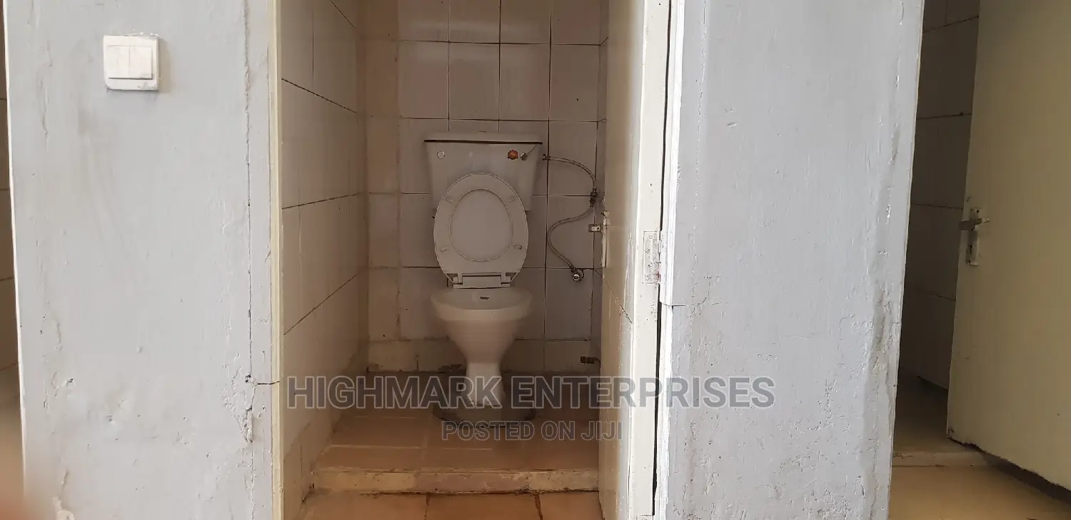 8000 Sq Ft Godown for Long-Term Rent in Industrial Area (Nairobi)