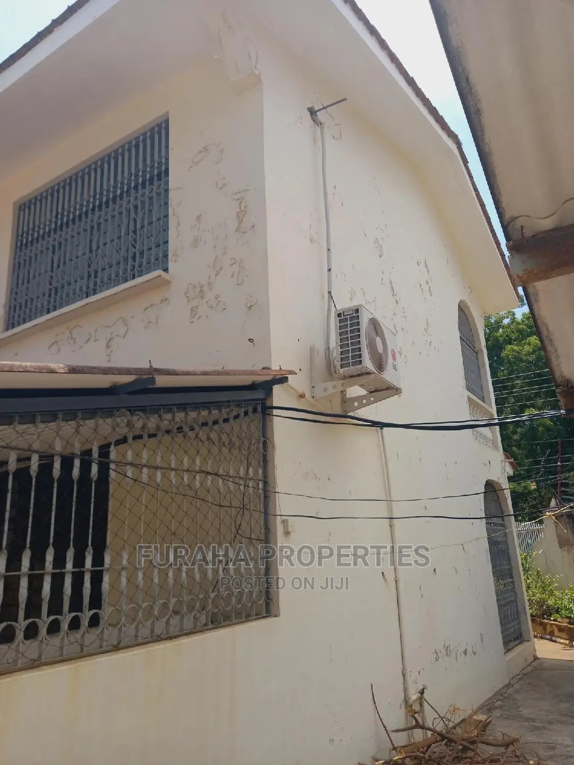 4-Bedroom Maisonette in Nyali - Ideal Family Home for Sale in Nyali