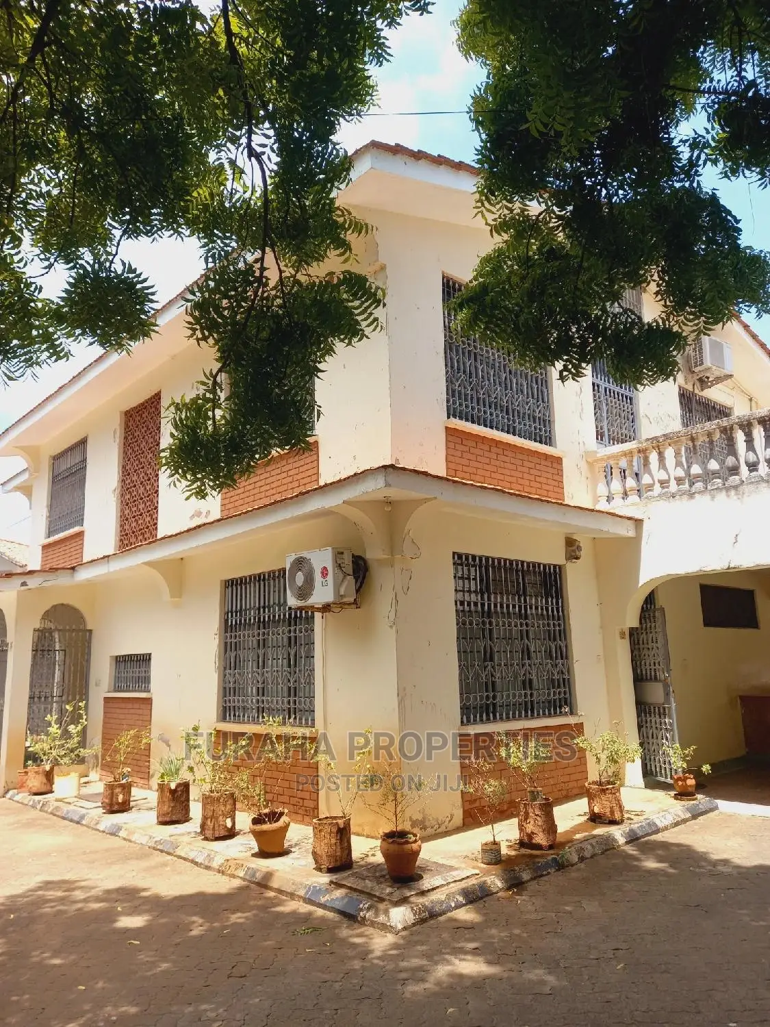 4-Bedroom Maisonette in Nyali - Ideal Family Home for Sale in Nyali