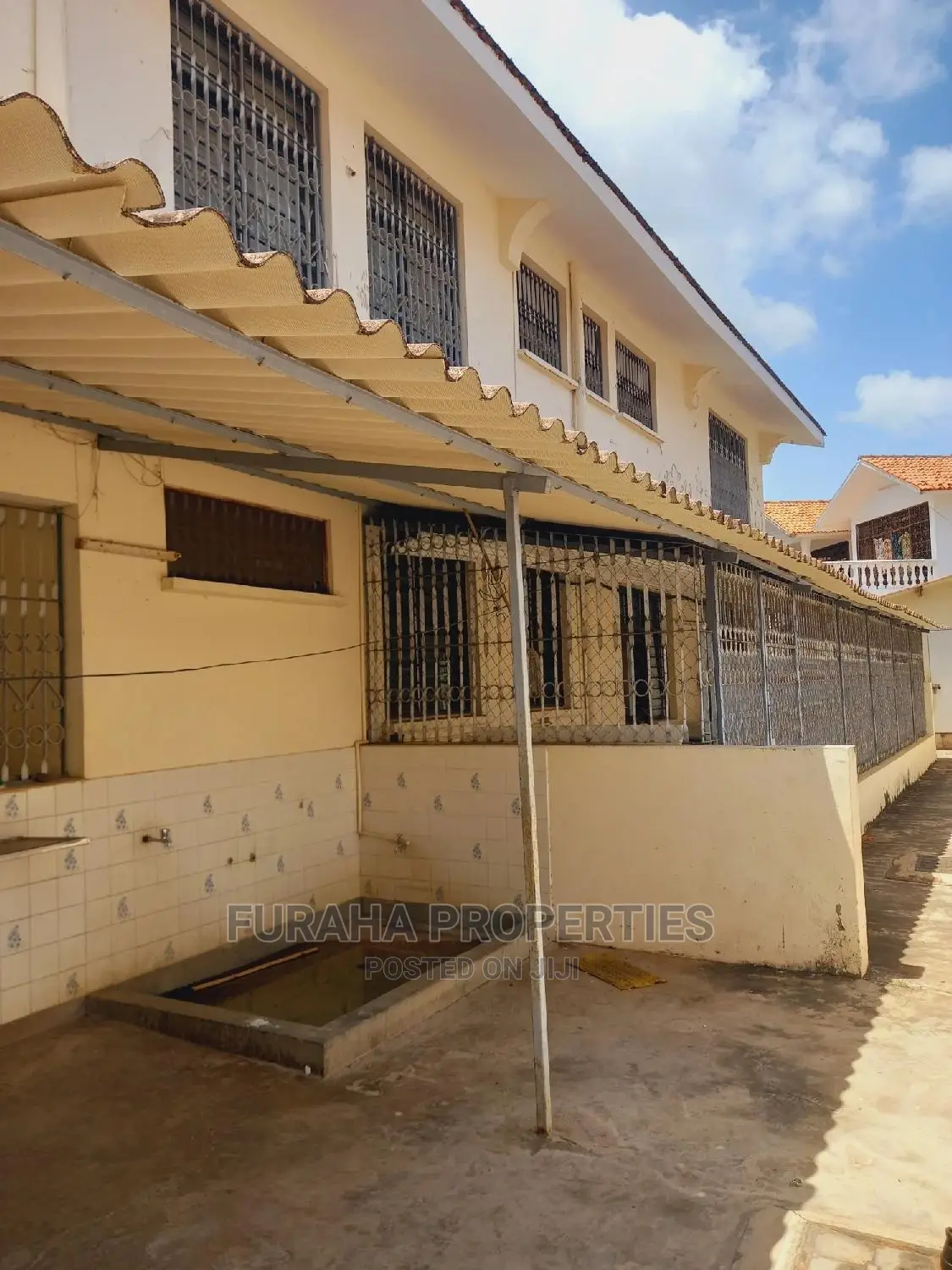 4-Bedroom Maisonette in Nyali - Ideal Family Home for Sale in Nyali