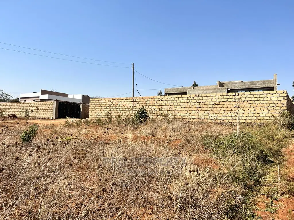 Spacious 50ft x 100ft Land Parcel in Kikuyu, Lusigetti - Seize the Opportunity! in Karai