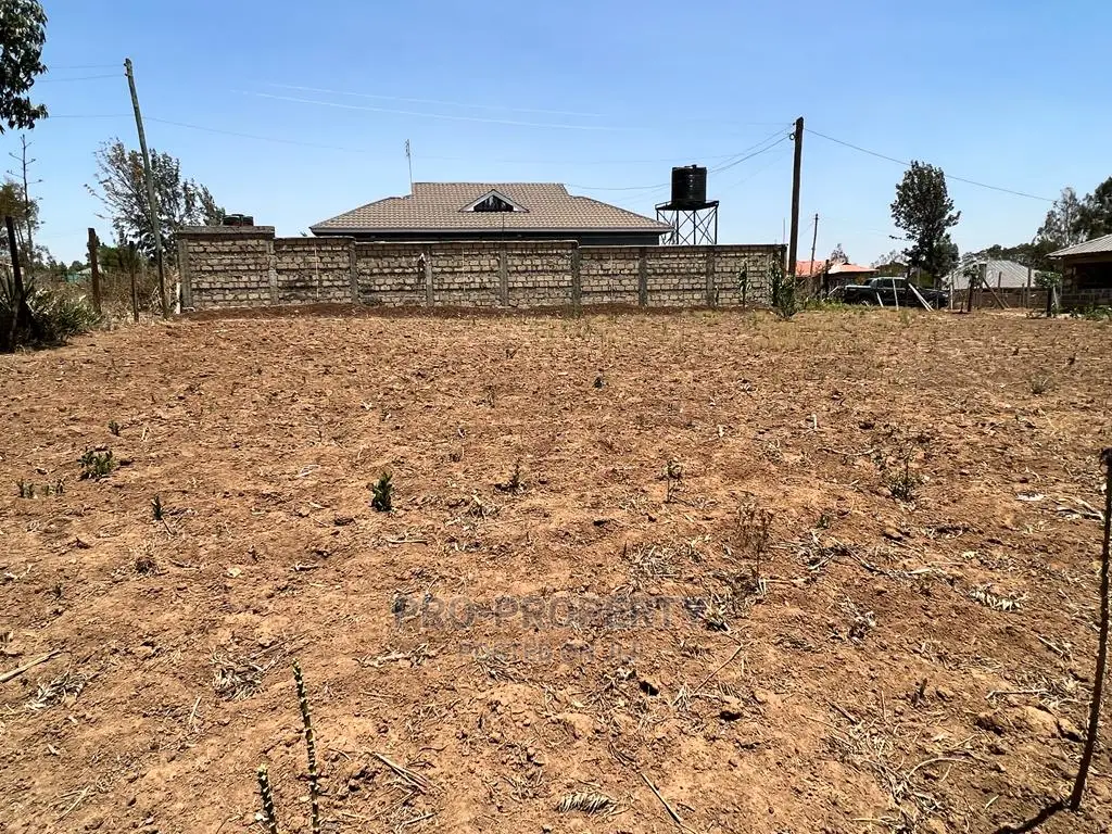 Kikuyu, Kamangu: Spacious 100 x 100ft Fenced Plot for Sale in Karai