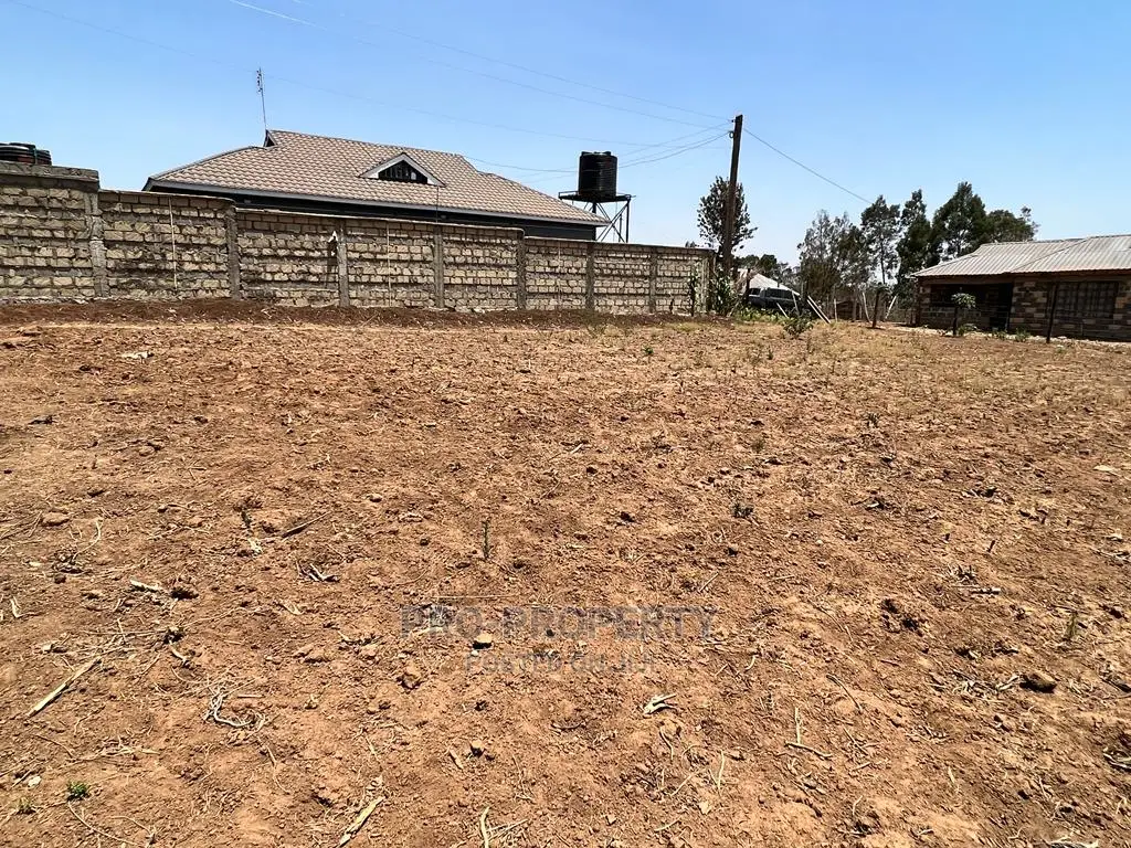 Kikuyu, Kamangu: Spacious 100 x 100ft Fenced Plot for Sale in Karai