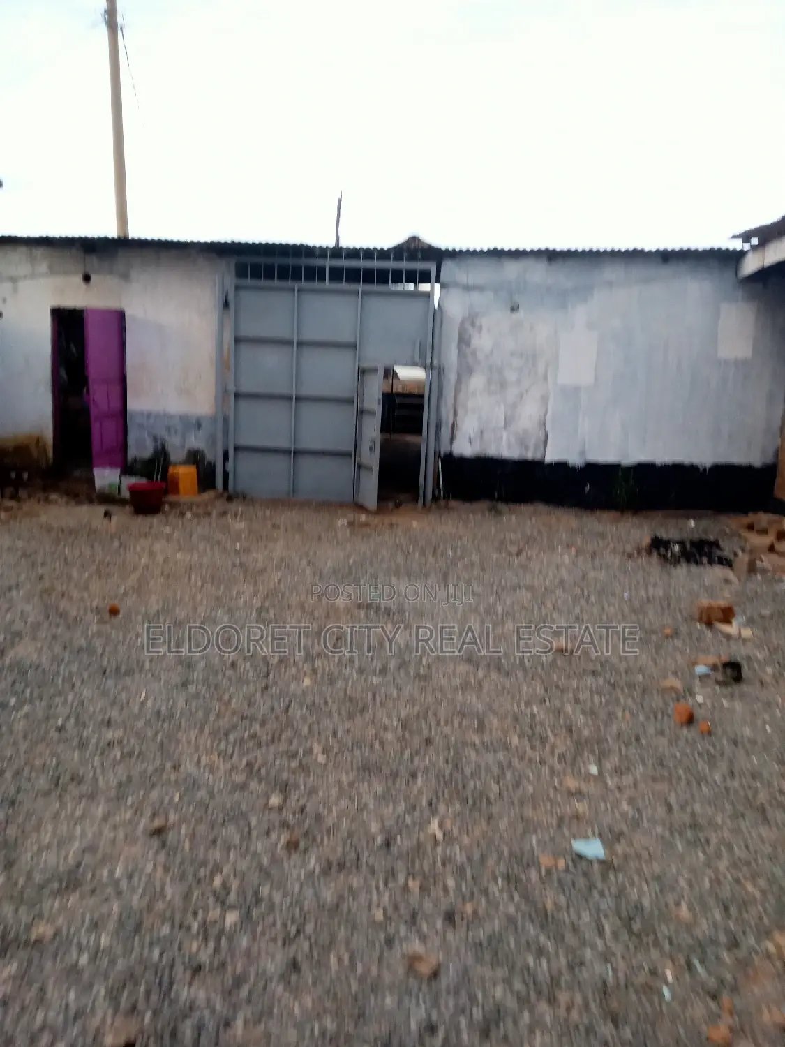 1/4 plot in Khetias with Tarmac frontage, perfect for investment in Eldoret CBD