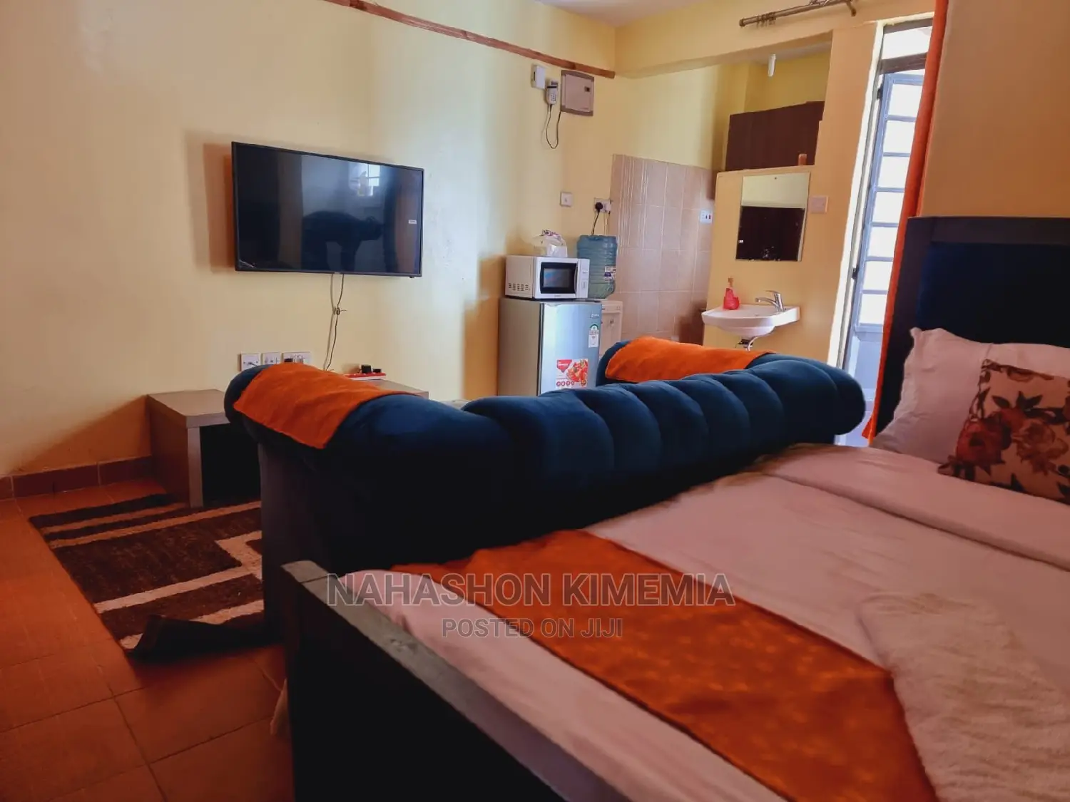 Roysambu, Nairobi: Chic Airbnb Studio on Thika Road in Roysambu