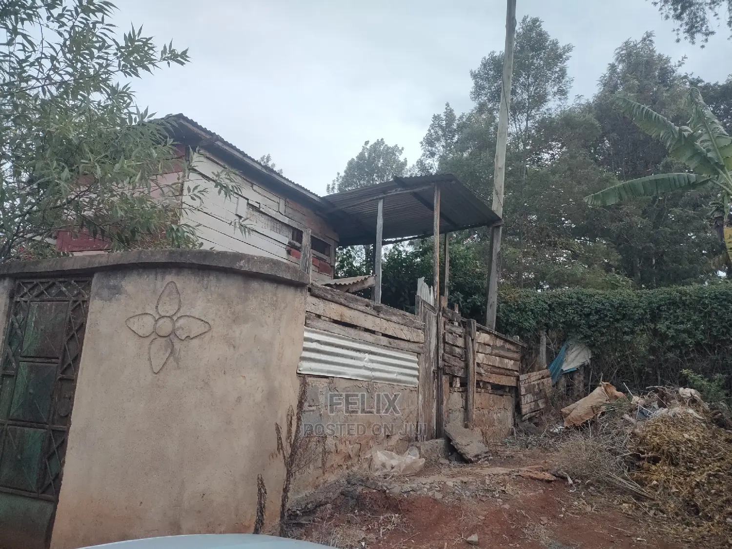 4 Bedroomed House Karatina / Behind Karatina Stadium in Karatina Town