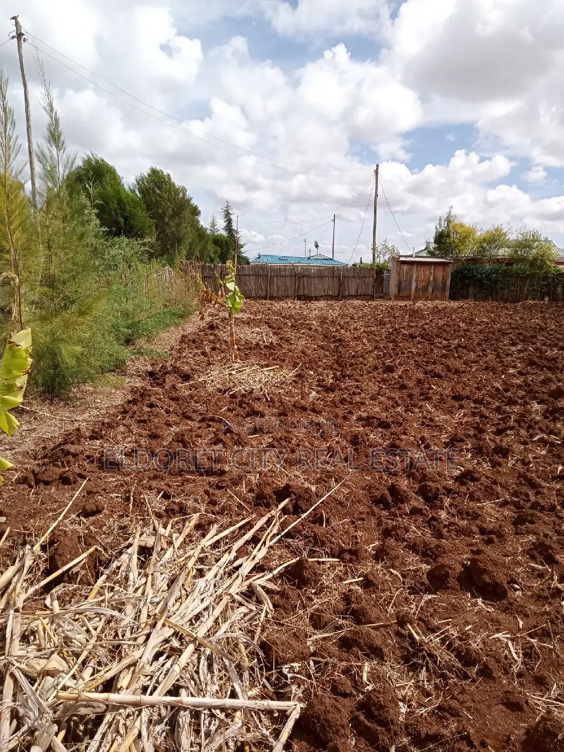 Title: Title: 2-Bedroom House with Title: Ideal Home for You in Soy
