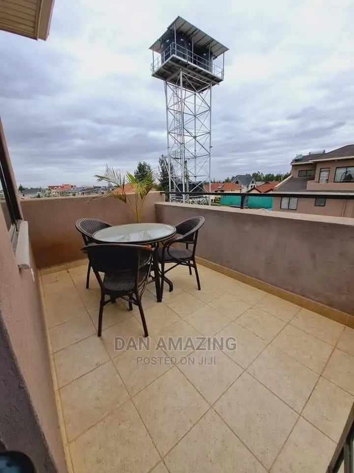 Maisonette with 5 Bedrooms in Katani - For Sale in Katani