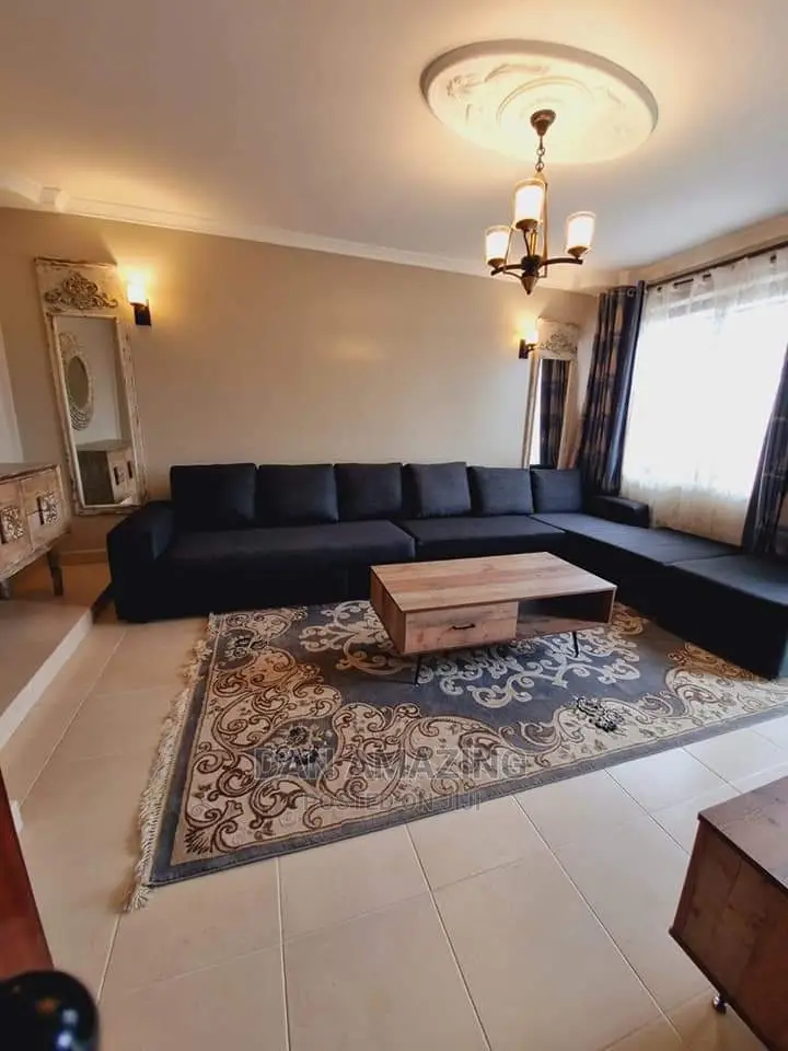 Maisonette with 5 Bedrooms in Katani - For Sale in Katani