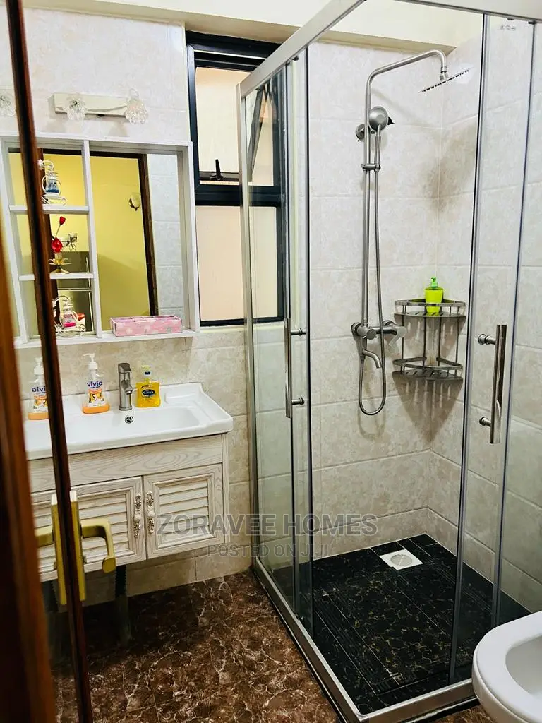 1BR Furnished Apartment in Kilimani - Perfect for City Commuters in Kilimani