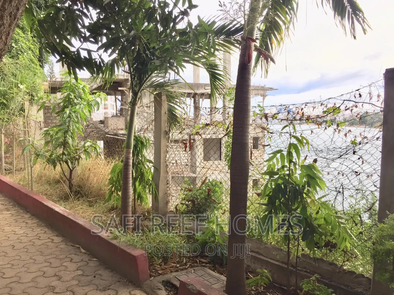 4-Bedroom Villa in Sought-After Nyali - For Sale in Nyali