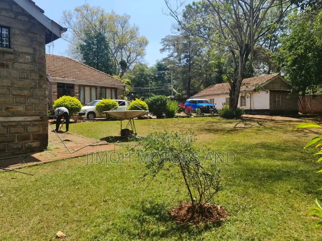 Parklands/Highridge 3-Bedroom Bungalow for Sale - Ideal Home! in Parklands/Highridge