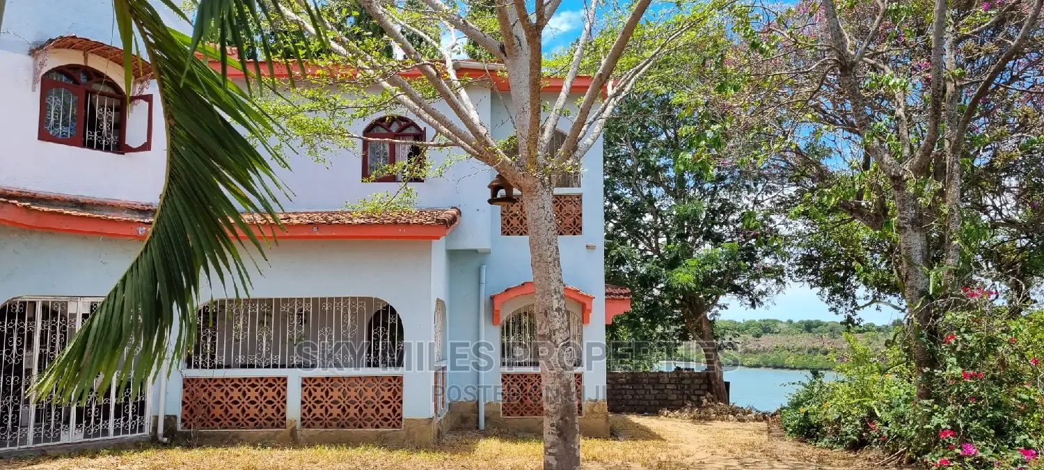 Spacious 7-Bedroom Maisonette in Mtwapa - Aloo Drive for Sale in Mtwapa