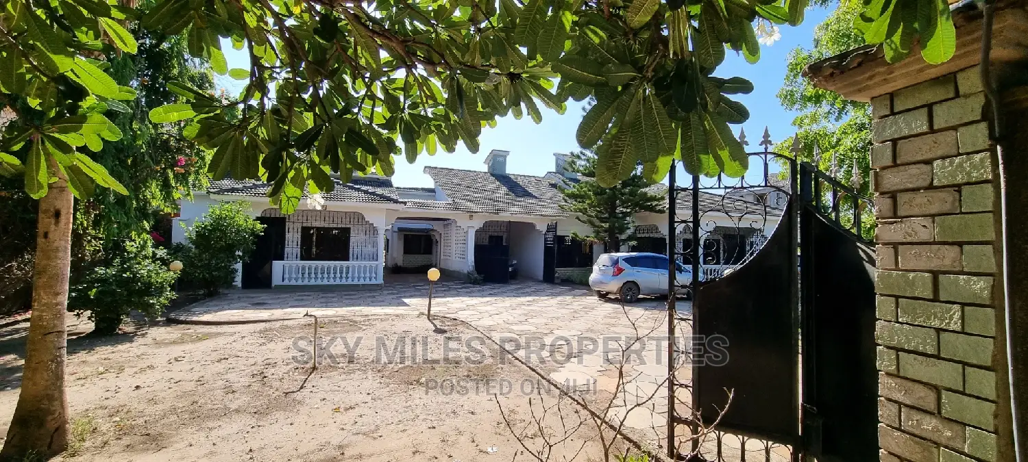 Serena Pride Inn, Shanzu: 4-Bedroom Villa Available for Sale in Shanzu