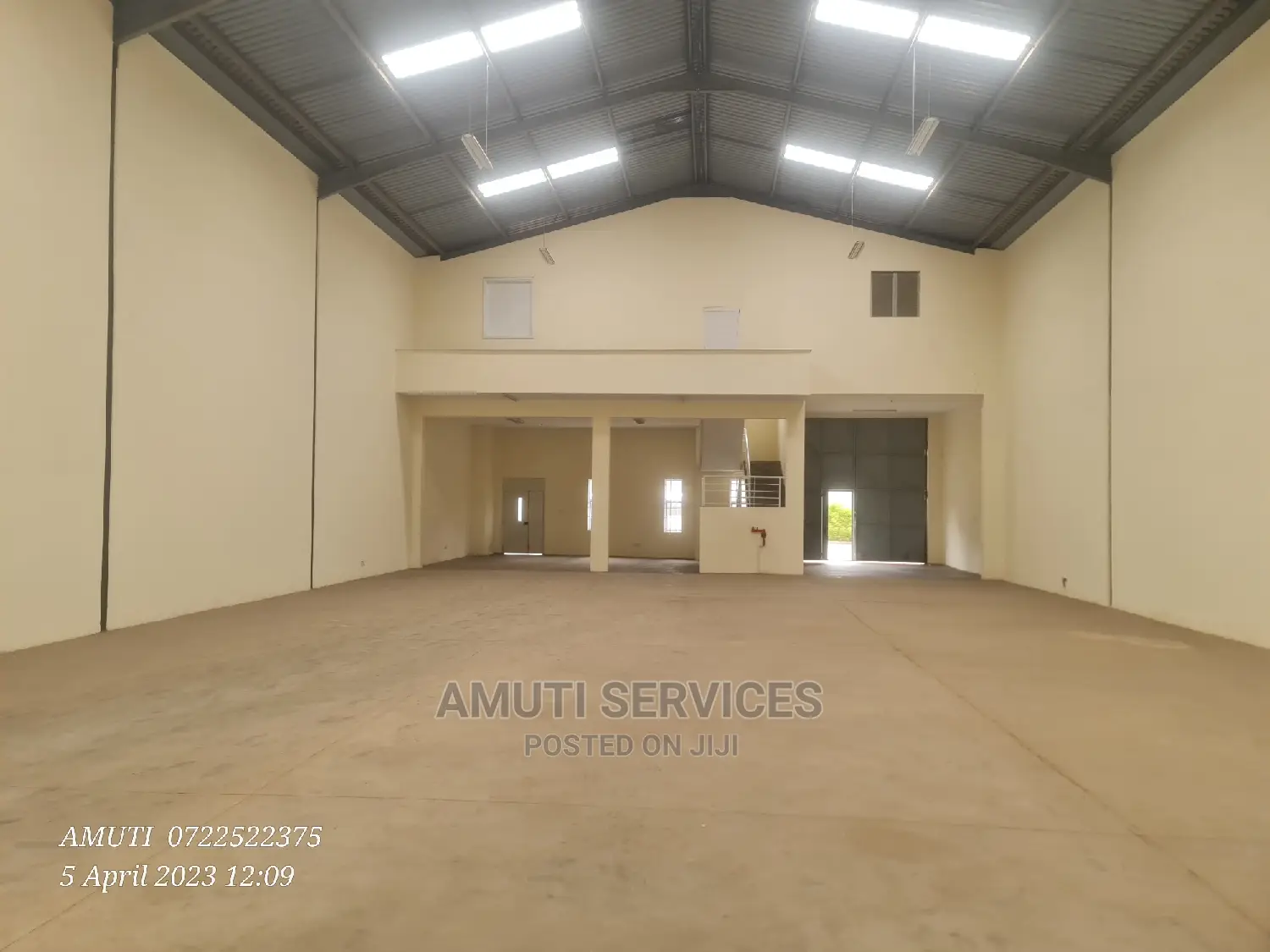Embakasi: 6500sqft Godown in Embakasi