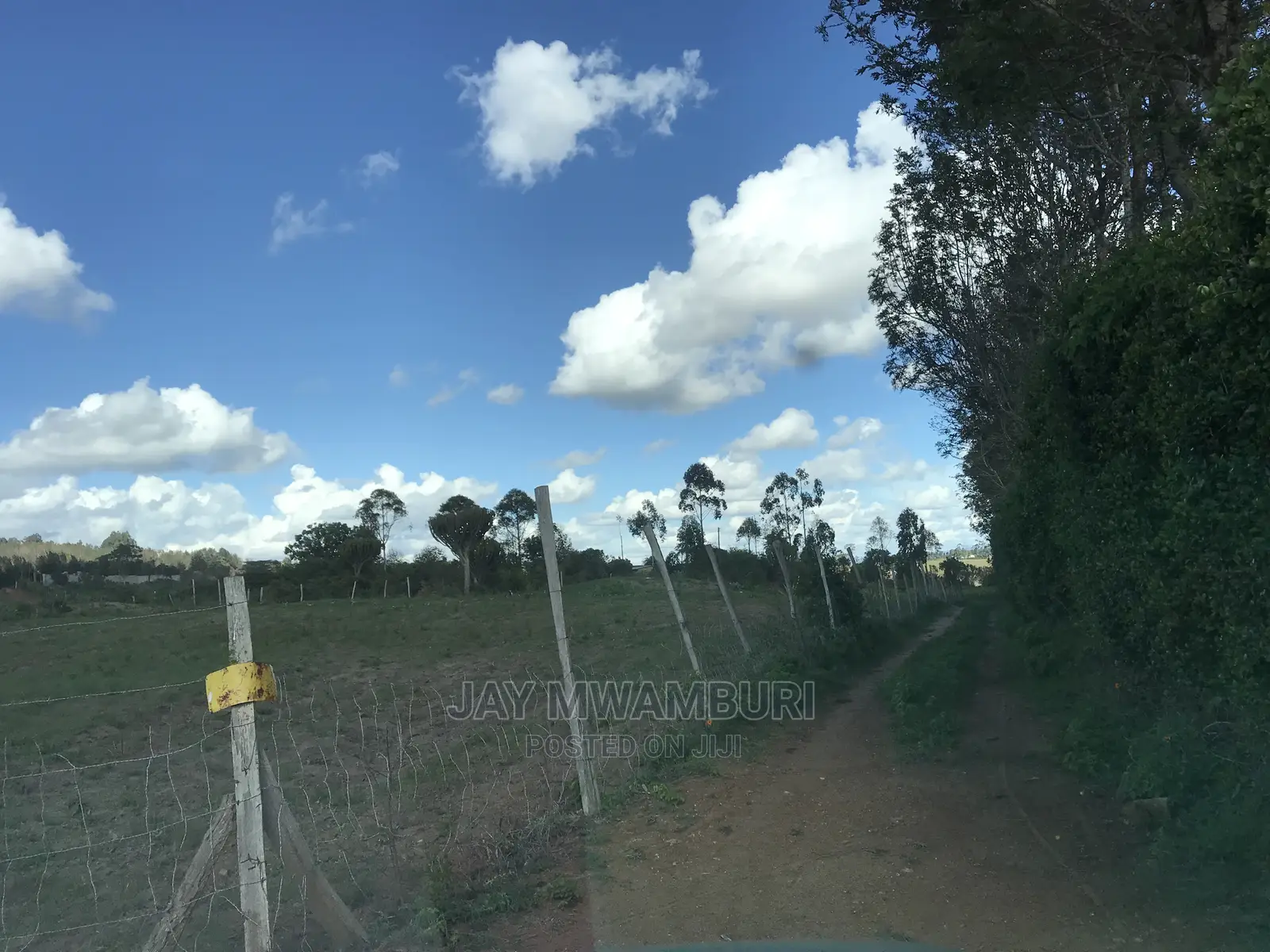 1 Acre Touching Tarmac Mua Hills in Mua Hills