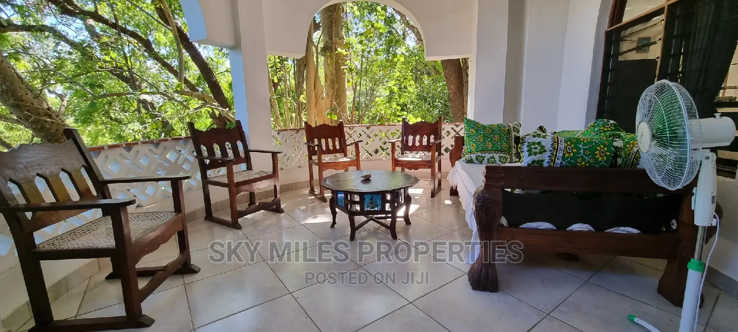 Spacious 3-Bedroom Furnished Apartment in La-Marina, Mtwapa Available Now in Mtwapa