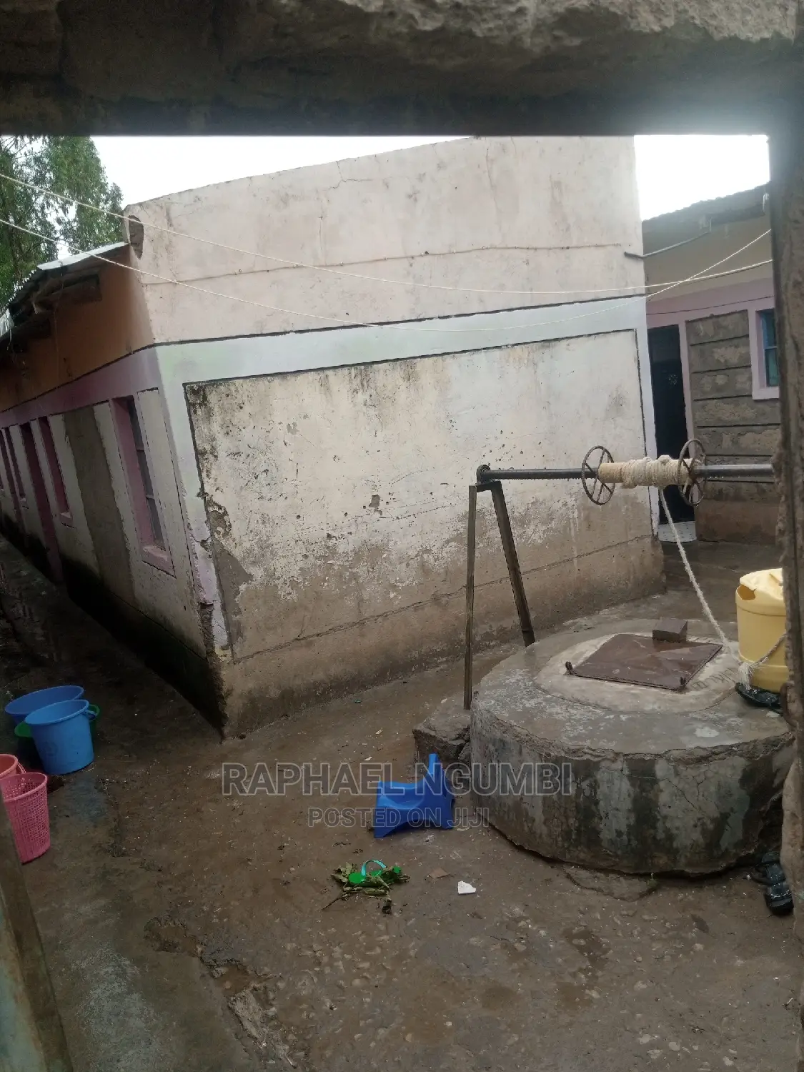 Large Plot Building: Ideal for Your Next Property Investment! in Machakos Town