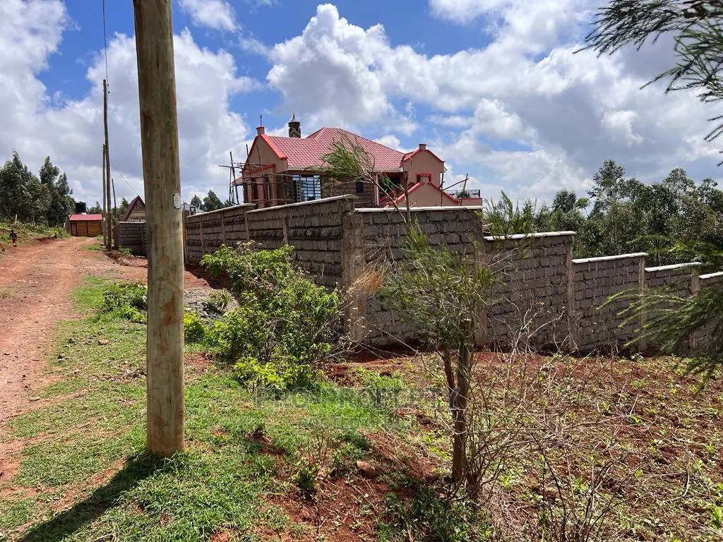 Land for Sale in Kamangu, Kikuyu: Prime Residential in Karai