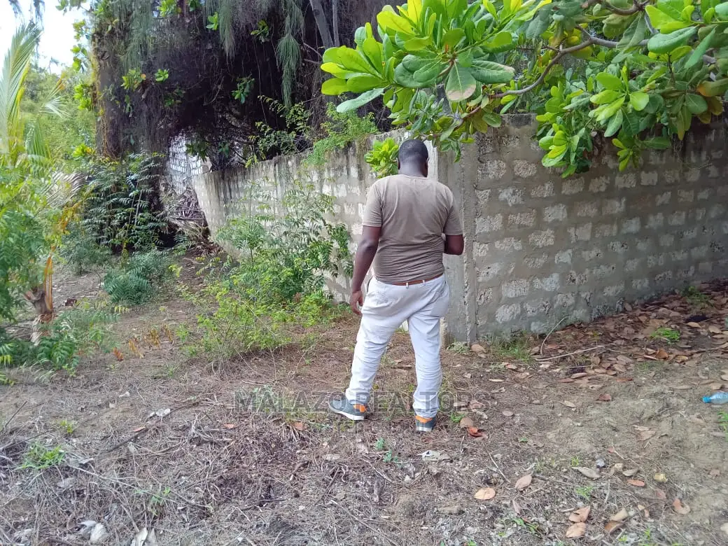 Malindi Beachfront Land for Sale - Seize the Opportunity in Shella