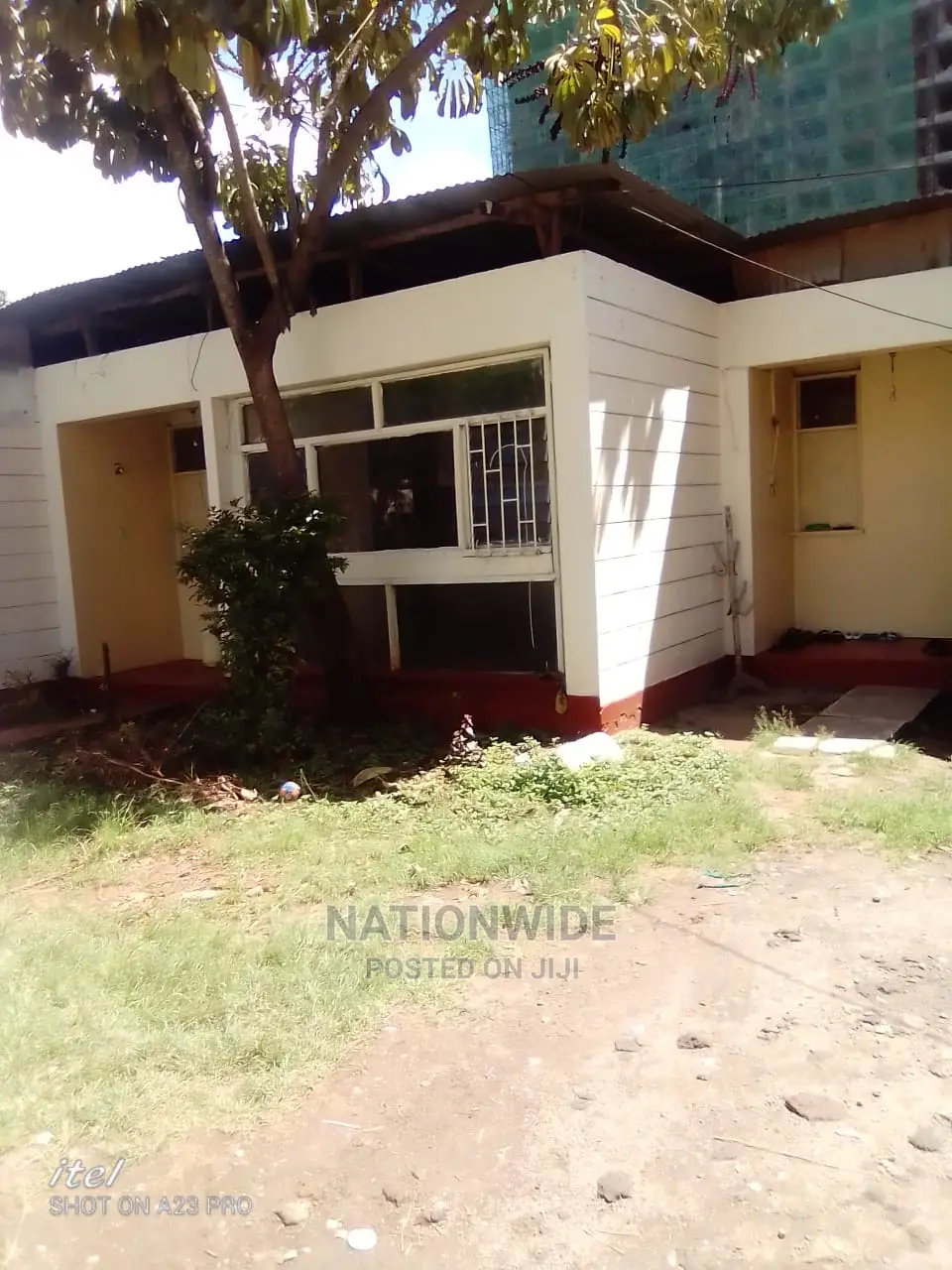 1-Bedroom House in Sought-After Hurlingham for Rent in Hurlingham