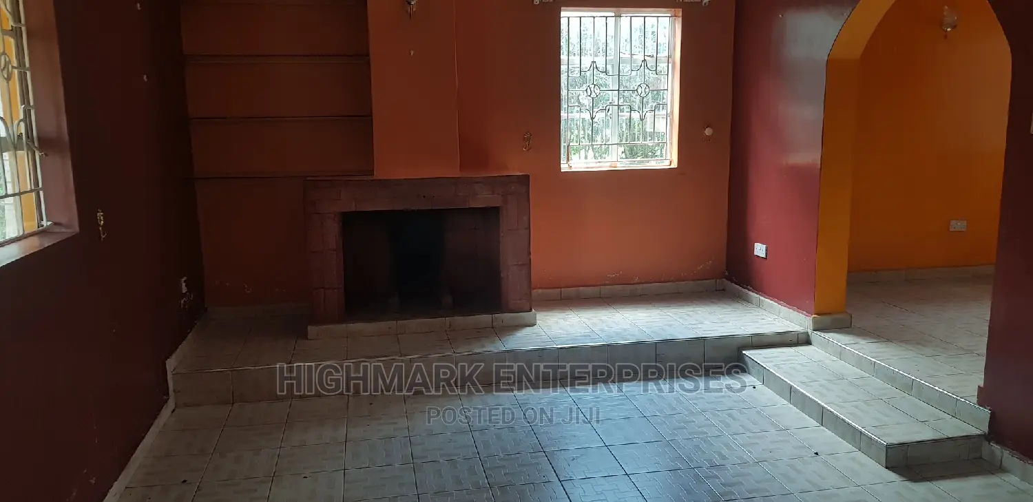 Spacious 3-Bedroom Bungalow in Oloolua, Oluulua for Sale in Oluulua
