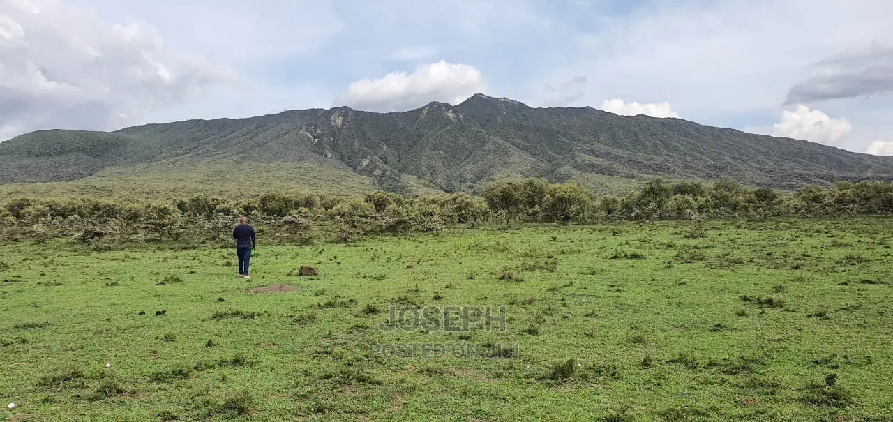 10-Acre Blocks for Sale Near Kedong Ranch House, Naivasha in HellsGate