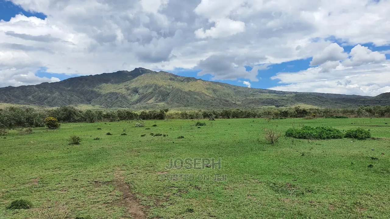 112 Acres of Serene Beauty in Naivasha Kedong - Ideal for Agriculture or Residential Development in HellsGate