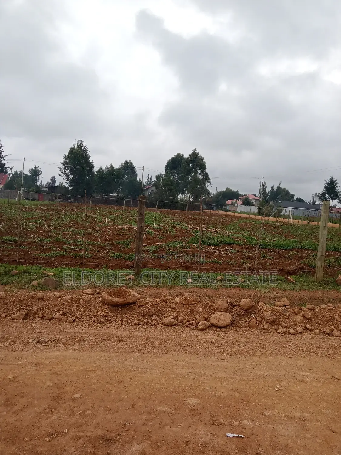 Affordable 1/4 Plot in Outspan: Less than 500 meters from Amenities in Soy