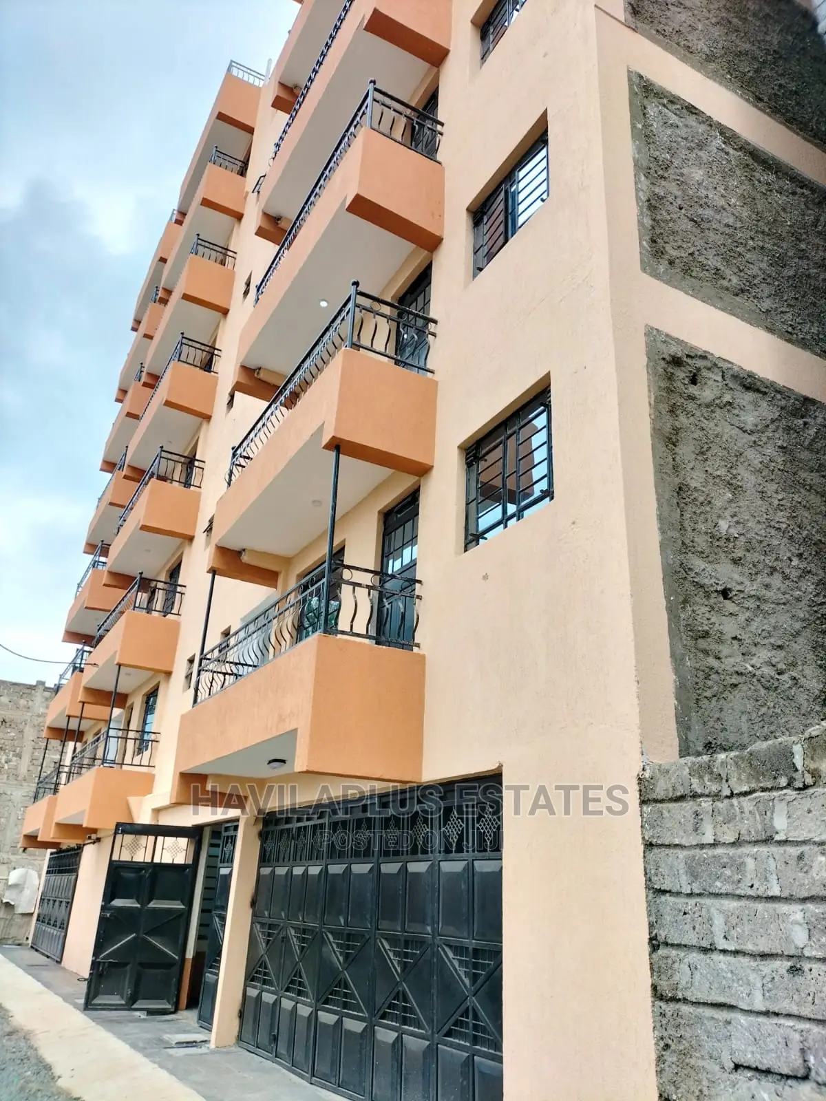 Luxury 2-Bedroom Apartment in Utawala for Rent in Complex Utawala