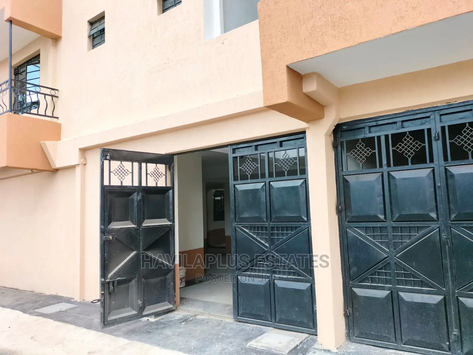Luxury 2-Bedroom Apartment in Utawala for Rent in Complex Utawala