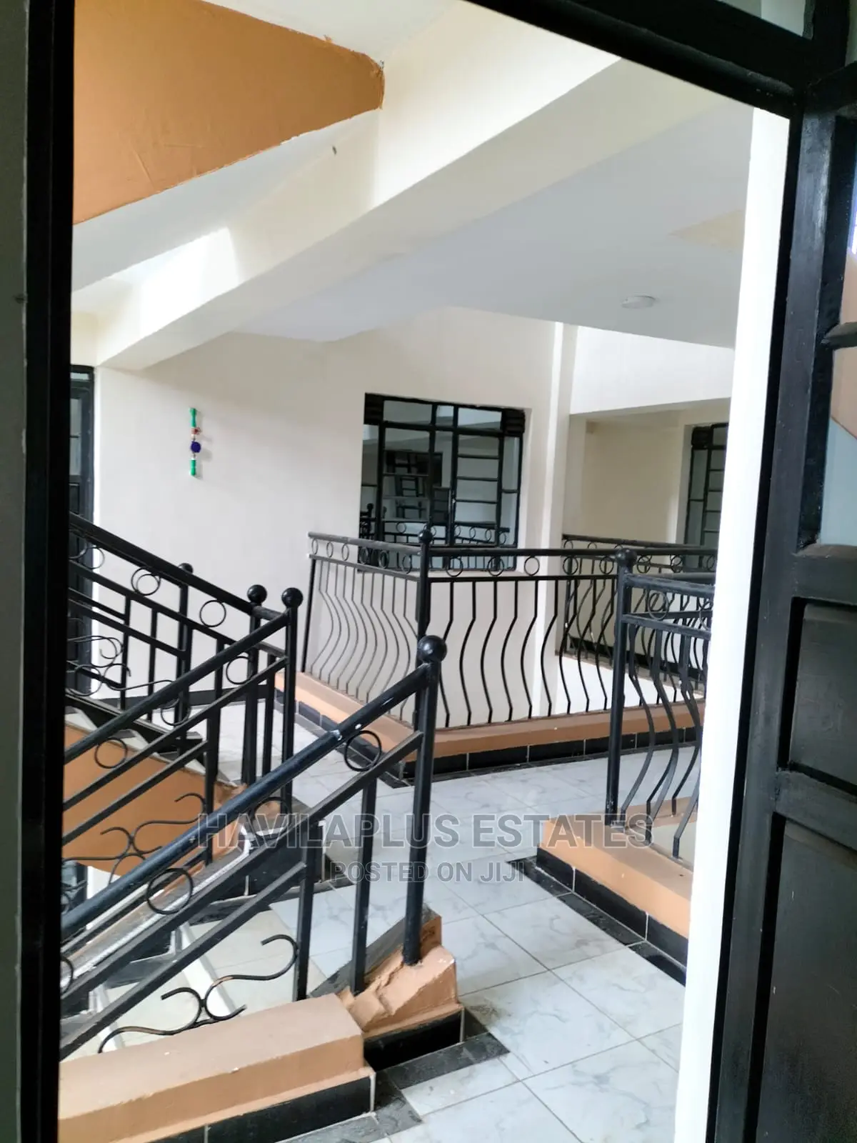 Luxury 2-Bedroom Apartment in Utawala for Rent in Complex Utawala
