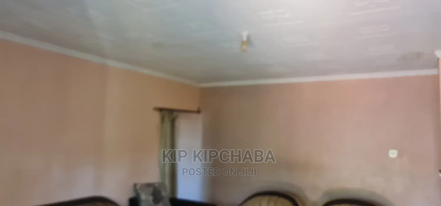 Kimumu Bungalow: 2 Bedrooms in Sogomo - For Sale Today in Kimumu