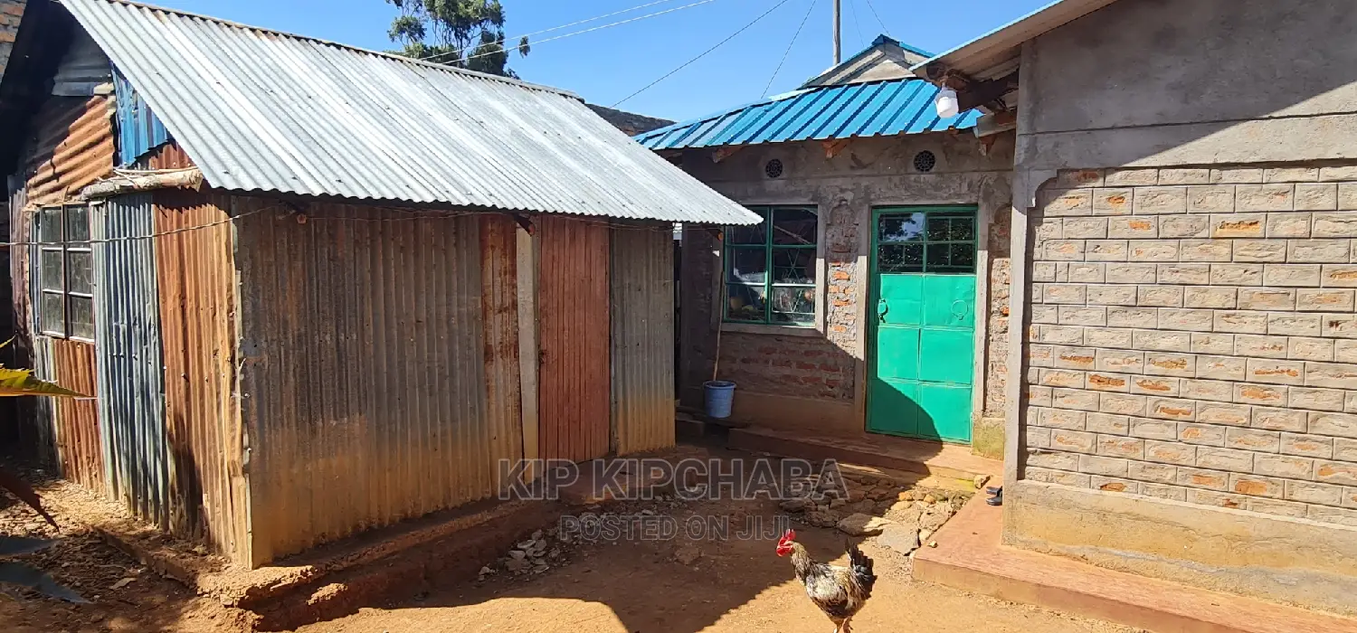 Kimumu Bungalow: 2 Bedrooms in Sogomo - For Sale Today in Kimumu