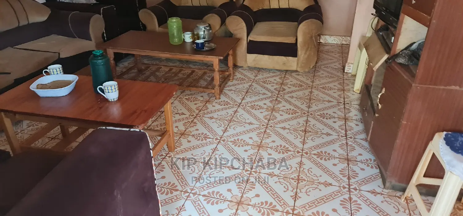 Kimumu Bungalow: 2 Bedrooms in Sogomo - For Sale Today in Kimumu