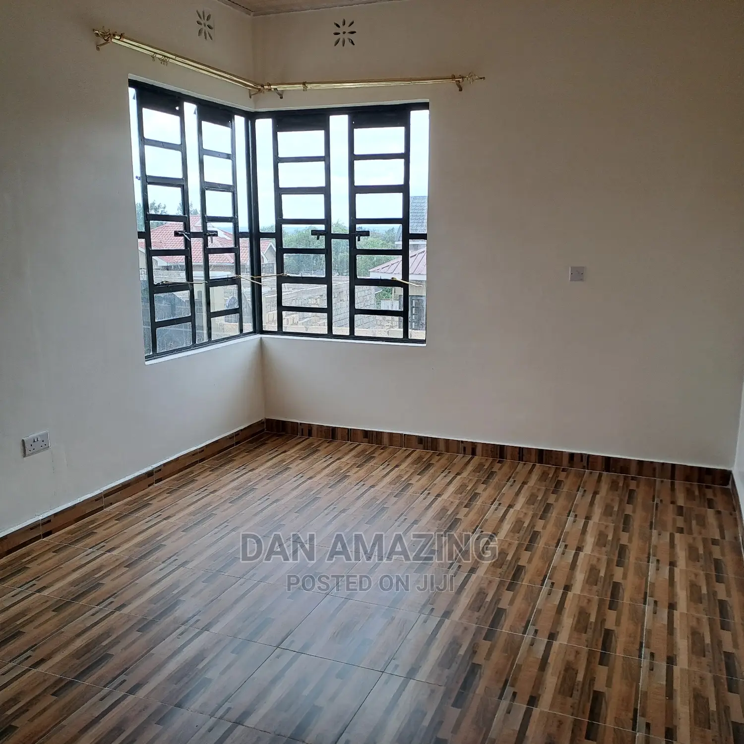 3-Bedroom Bungalow in Matasia: Sell Immediately! in Matasia