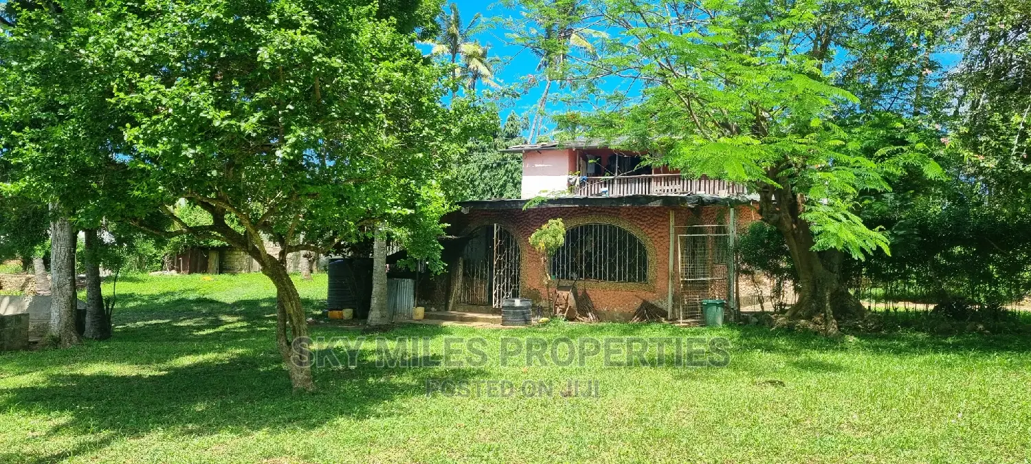 Maisonette in Kikambala: 3 Bedrooms for Sale - Bokoboko in Kikambala