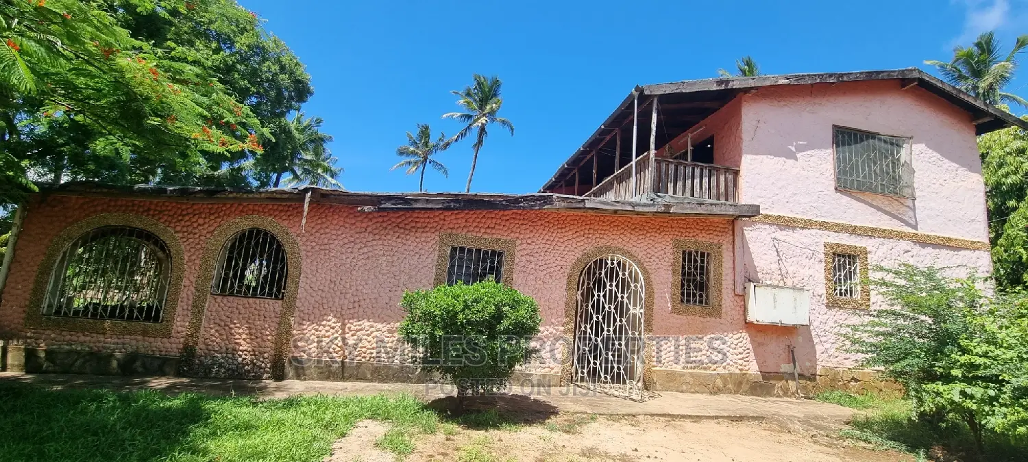 Maisonette in Kikambala: 3 Bedrooms for Sale - Bokoboko in Kikambala