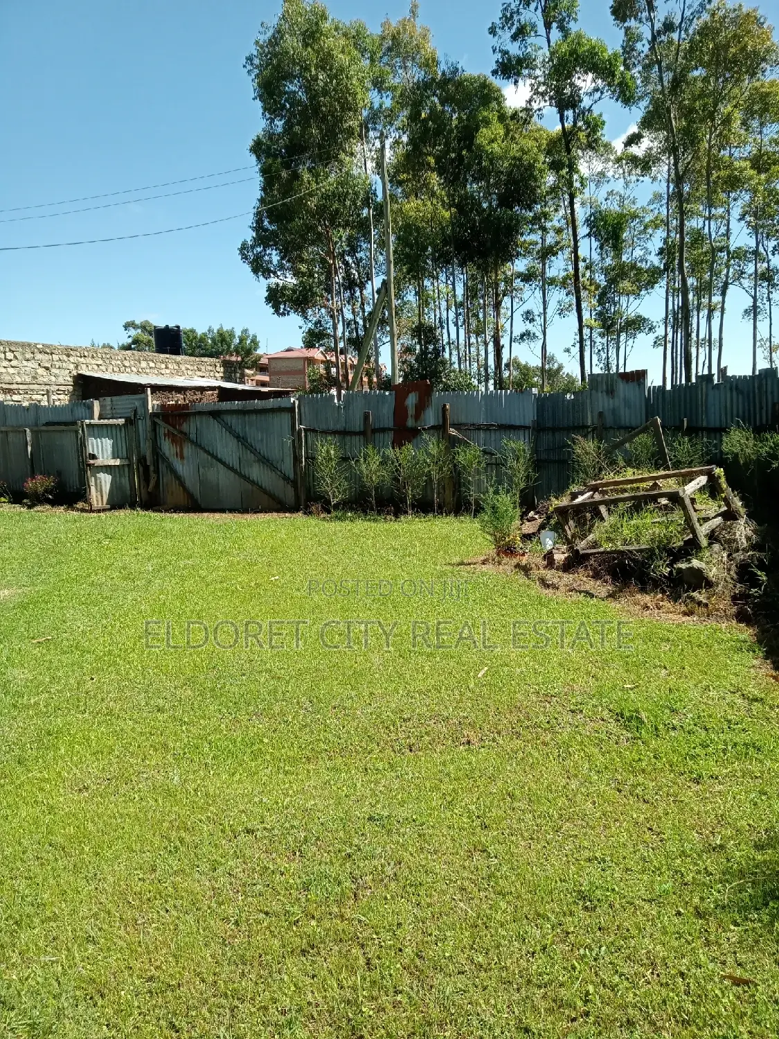 Spacious 1/8 Plot Near Kiumu Junction - Tarmac Access in Soy