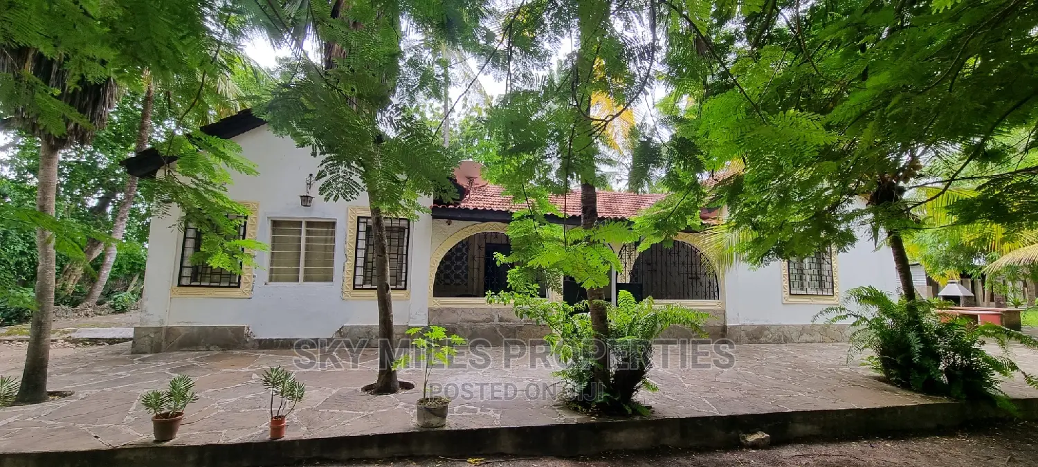 3-Bedroom Bungalow in Jumuia Conference, Kikambala - Ideal Home or Rental Investment in Kikambala