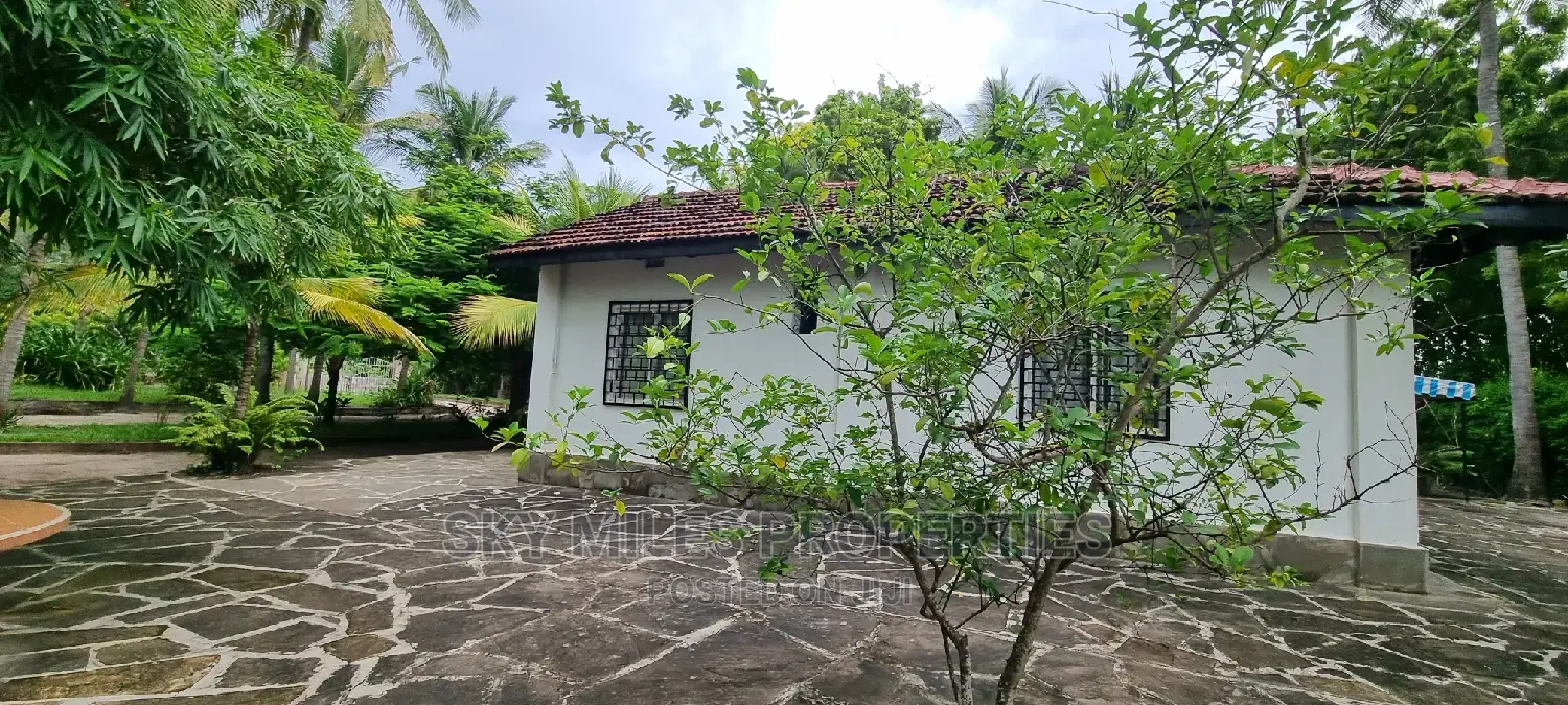 3-Bedroom Bungalow in Jumuia Conference, Kikambala - Ideal Home or Rental Investment in Kikambala