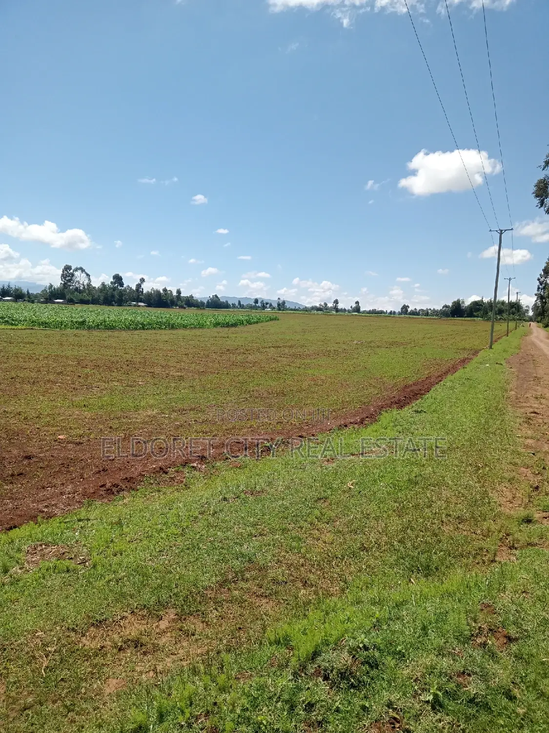 10-Acre Moiben Garage: Investment Opportunity in Soy