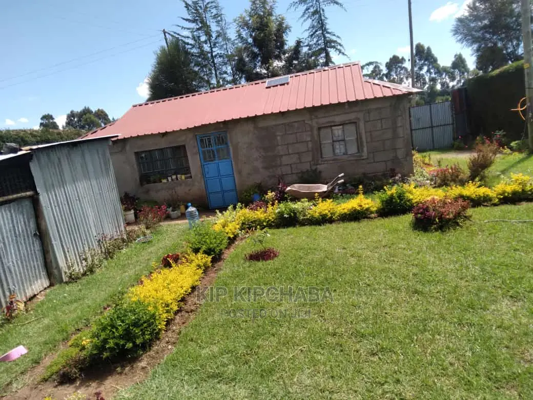 2-Bedroom Bungalow in Sought-after Sogomo, Kimumu - For Sale! in Kimumu