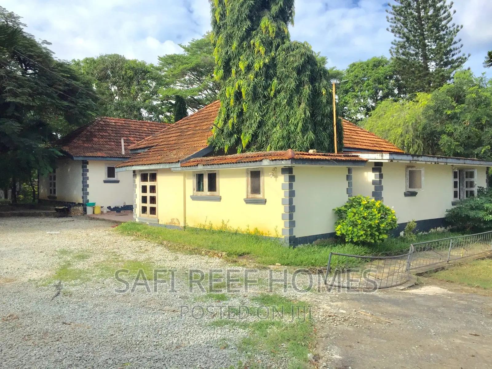Nyali's Perfect 4-Bedroom Bungalow for Rent Now in Nyali