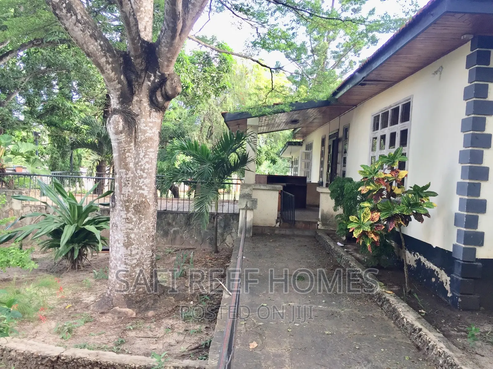 Nyali's Perfect 4-Bedroom Bungalow for Rent Now in Nyali